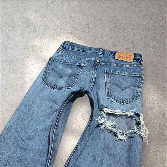 Levi's 550 High Rise Straight Jeans - Picture 4 of 8